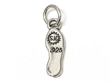 Load image into Gallery viewer, Marathon Print Shoe Charm Sterling Silver 18mm, Marathon Charm, Marathon Runner Shoe charm - SP340 - BeadPrism
