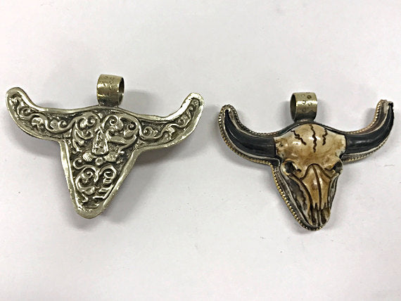 Nepal Cattle Skull 2" Longhorn Buffalo Pendant, Western Cowboy Charm, detail work on back - AP459 - BeadPrism