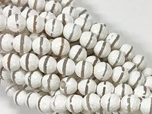 Load image into Gallery viewer, 10mm Tibet Agate Hand Painted White Ivory Grey Gemstones faceted Full 15" Strand 38 Beads - SAGT356 - BeadPrism