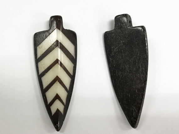 3Pc Batik Bone Arrowhead 2.25" Brown white cream Arrowhead Chevron Batik Bone -B153-3 - BeadPrism