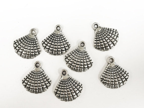20 Pcs Silver shell charms 7mm, Nautical charms, sea life charms, Antique Silver Pewter - PP160 - BeadPrism