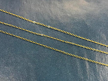 Load image into Gallery viewer, 3 Ft - Gold Filled Chain Flat Cable 1.5mm, Gold Filled Chain By Feet -Gold Filled Chains -  GC300-3 - BeadPrism