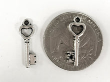 Load image into Gallery viewer, 25 Pc Heart Key Charms 20mm,  Antique Silver Tone Pewter, Wholesale - PP157 - BeadPrism