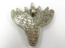Load image into Gallery viewer, Nepal Cattle Skull with flowers 3" Longhorn Buffalo Pendant Indian Charm detail work on back - AP464 - BeadPrism