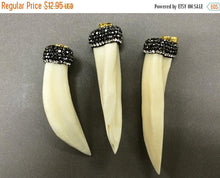 Load image into Gallery viewer, Pave Black Diamond Rhinestone Capped Shell Tibet Horn Tusk Pendant Cream 2.50" 65mm x 19mm - AP403 - BeadPrism