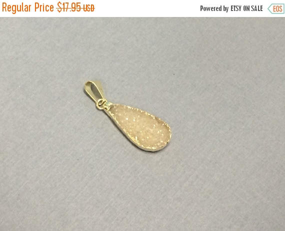 Druzy Teardrop Pendant, Natural Uruguay Amethyst 28mm, 24K gold plated edged all around - DP19-17 - BeadPrism