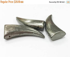 14 Pcs Gunmetal Horn Beads, Brushed gunmetal over copper, 44mm x 20mm x 9mm  - GPC17 - BeadPrism
