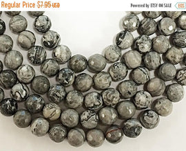 25% OFF 8mm Agate Faceted Round, Sharkskin, 15