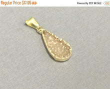 Load image into Gallery viewer, Druzy Teardrop Pendant, Natural Uruguay Amethyst 28mm, 24K gold plated edged all around - DP19-7 - BeadPrism