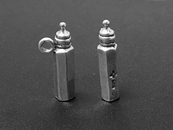 Baby Bottle Charm Sterling Silver 18mm, silver Bottle Charms, mom charms, Baby Bottle charms - SP139 - BeadPrism