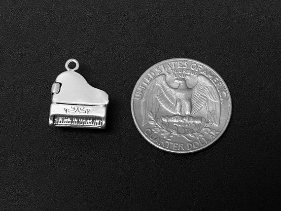 Grand Piano Charm Sterling Silver 16.5mm, music instrument charms, Grand Piano Charms - SP228 - BeadPrism