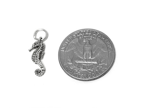 Seahorse Charm Sterling Silver 18mm, Animal Charm, Beach charm, Ocean Charm, Seahorse charms - SP412 - BeadPrism