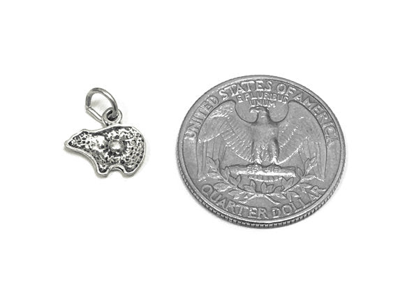 Bear Facing Right Charm Sterling Silver 10mm, Animal Charms, Nature charms, Bear charms - SP781 - BeadPrism