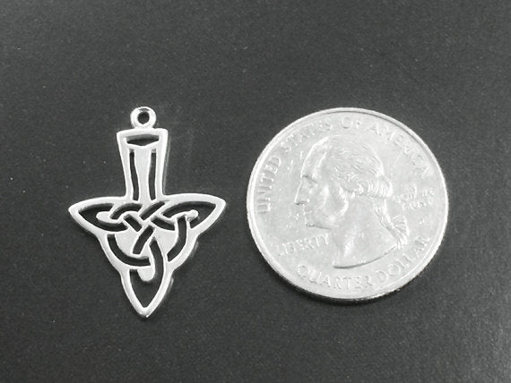 Celtic Knotwork Triquetra Arrow Pendant Sterling Silver SP38 - BeadPrism