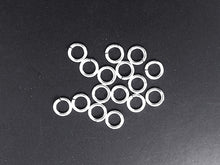 Load image into Gallery viewer, Sterling silver Jumplocks, LOCKING Jumprings , 6 mm, 18 gauge, Choose Quantity, Wholesale - JL06SS - BeadPrism