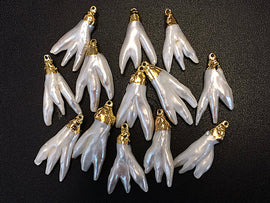 Weekly Sale Freshwater Pearl 18K Gold Plated Cap Pendant 1.3 INCH WHOLESALE - Dp14-Pearl - BeadPrism