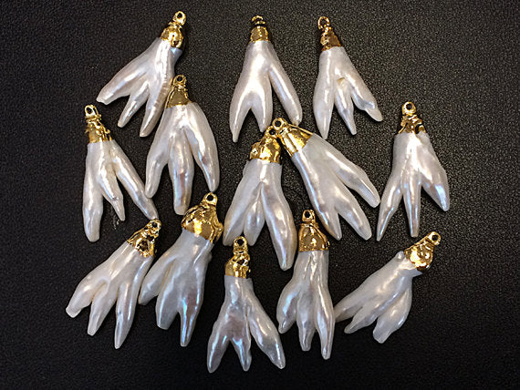 Weekly Sale Freshwater Pearl 18K Gold Plated Cap Pendant 1.3 INCH WHOLESALE - Dp14-Pearl - BeadPrism