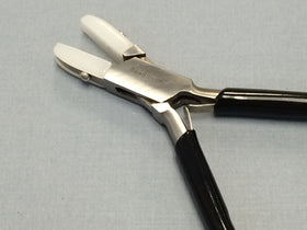Nylon Jaw Flat Nose Jewelry Making Pliers, Extra Fine Tips, Comfort Grip, European Quality - TLB-01 - BeadPrism