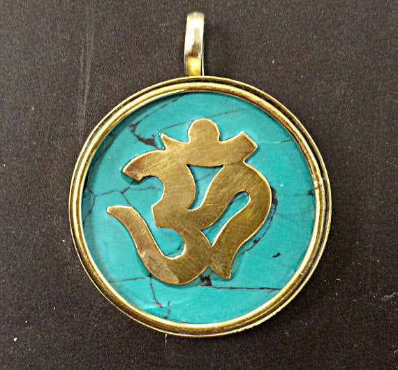 Tibetan Om Ohm Pendant, Brass and Turquoise Inlay, Yoga Pendant, Gold Ohm Om Pendant - AP103-MOP - BeadPrism