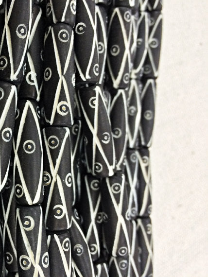 29 Pc Carved Natural Bone Tube Beads Black and White Beads Strands, Tribal Ethnic Spacer Beads - B25 - BeadPrism