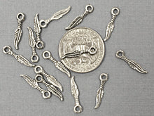 Load image into Gallery viewer, 20 Pc Feathers Pewter Small 19mm, .75 Inch Antique Silver BULK Wholesale - PBF017 - BeadPrism