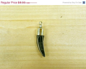 5 PcTibetan Black Mosiac Horn Tusk pendant with brass PETITE - 131002 - 5 - BeadPrism