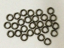 Load image into Gallery viewer, 25 Pc 4mm Oxidized Jump Rings 20.5 Gauge, Sterling Silver Open Jumpring for Pave Diamond - SF1603 - BeadPrism