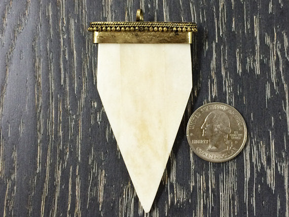 Large 3.1" Arrowhead Bone Pendant with Brass Cap Ivory White Finish Bone Amulet 79mm 1 Pc - TP135W - BeadPrism