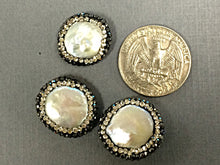 Load image into Gallery viewer, Freshwater Pearl Druzy Connector Bead, Crystal Rhonestone Focal Bead 19mm approx, 0.9mm Hole - AP405 - BeadPrism