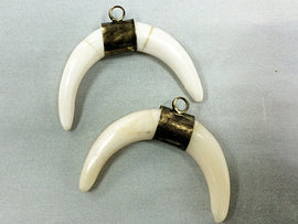1 Pc Real Bone Carved Crescent moon Pendant 2
